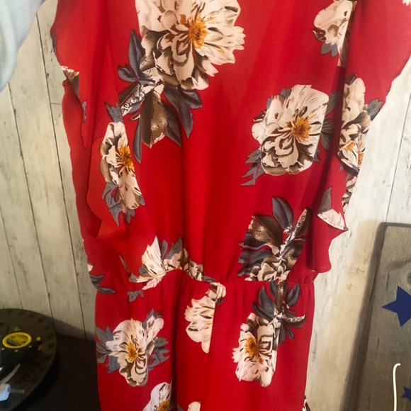 Romper - Picture 2 of 2